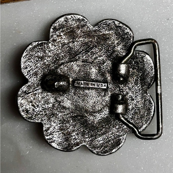 Vintage ~ Silver Tone Metal W/ Faux Turquoise Floral Shape Belt Buckle (3 x 3) main image 13